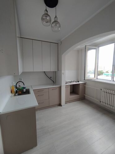 аренда квартиры под офис в центре: 1 комната, Агентство недвижимости, Без подселения, С мебелью полностью