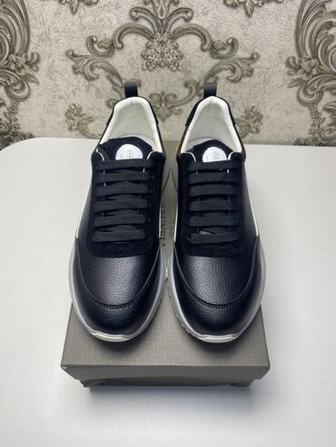 шлепанцы мужские: Кроссовки Brunello Cucinelli - Модель: низкие кроссовки с шнуровкой -