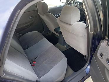 k3 2020: Mazda 323: 2000 г., Автомат, Бензин, Седан — 7
