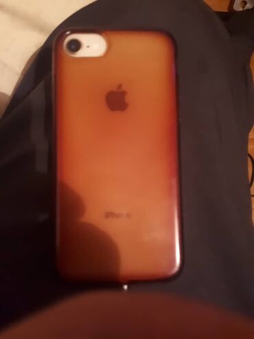 ноутбук новый: IPhone 8, Б/у, 64 ГБ, Белый, Чехол