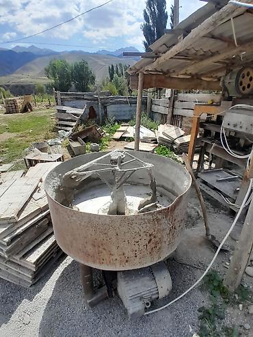 бетон реска: Комплект оборудования для изготовления бетонных блоков/тротуарной — 1