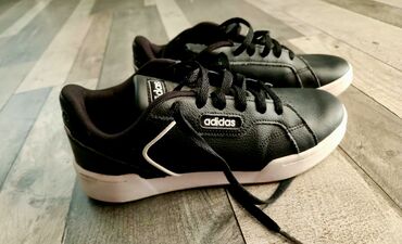 obuća simić: Adidas, Size - 37