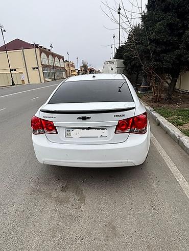 cruz dice: Chevrolet Cruze: 1.8 l | 2012 il 185000 km Sedan — 2