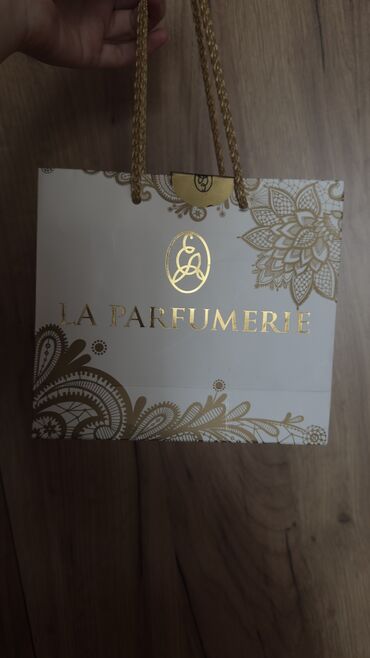 qarin piylerini eritmek üçün idman: La Parfumeria- dOrient Parfum -50ml Yeni