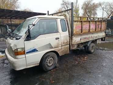 срочно продаю в связи с переездом: Hyundai Porter: 2002 г., Механика, Дизель
