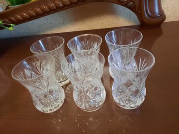 Mətbəx aksesuarları: 6 ədəd xrustal armudu stəkan
