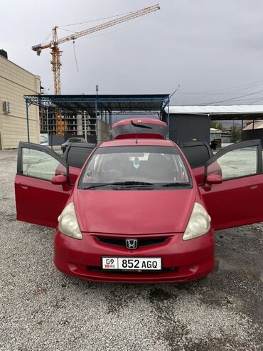 авто кызыл кыя: Honda Fit: 2004 г., 1.5 л, Автомат, Бензин, Хетчбек