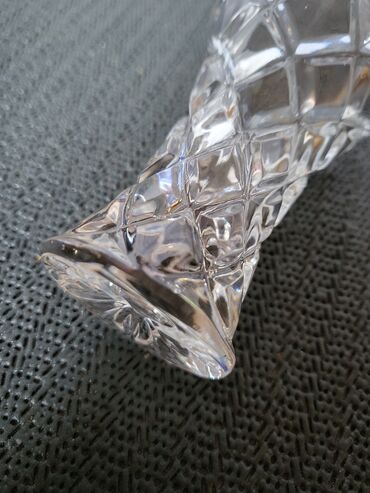 Vaze i saksije: Vaza, Novo — 8