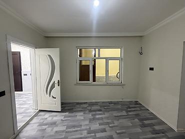 badamdarda: Bakı, 20-ci sahə, 3 otaqlı, Köhnə tikili, m. Elmlər Akademiyası, 76 kv. m — 5