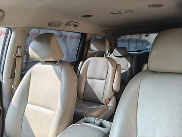 karnival: Kia Carnival: 2017 г., 2.2 л, Автомат, Дизель, Минивэн — 7