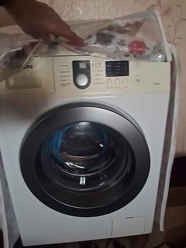 Avtomat maşın çox az işlənib yeni evdə maşın olduğu üçün istifadə lalafo.az -da Avtomat maşın çox az işlənib yeni evdə maşın olduğu üçün istifadə