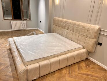 tek adamliq carpayilar: Mebel dəsti – yumşaq başlıqlı geniş çarpayı - Ölçü: king-size