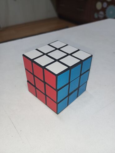 игральные кубики: Продаю кубик рубика