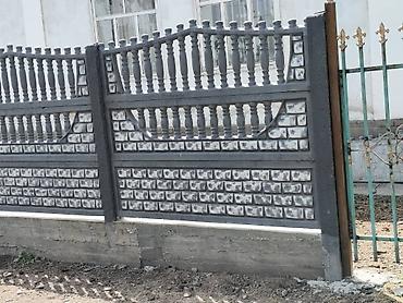 бетонный столба: Секции и установка декоративных железобетонных заборов - Материал — 1