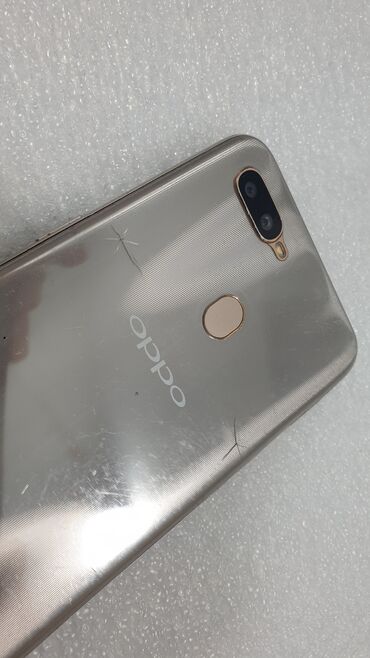 oppo f19: Oppo AX7, Б/у, 64 ГБ, цвет - Желтый, 2 SIM