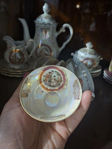 blutut luster: Çay dəsti, rəng - Ağ, Farfor, Yaponiya — 1