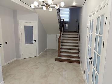 Люстры: Продаётся 2-х этажный дос в г.Кант по ул.Горького в самом центре — 3