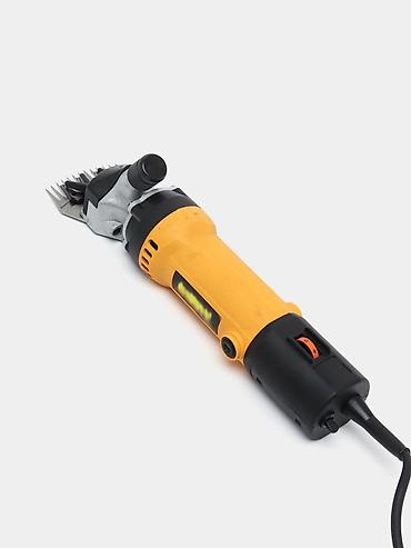 K/t heyvanları üçün mallar: №: 8326 Məhsulun adı: Yun qırxan maşın DEWALT T550 Brend: No Brand — 2