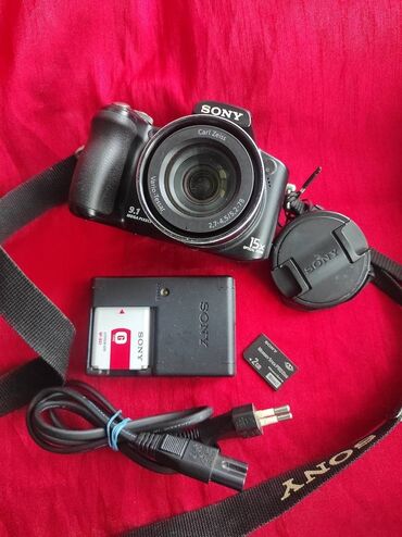 фотоаппараты sony: Продам цифровой фотоаппарат сони н50 полный комплект за 6000
