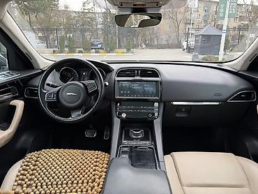 Jaguar: Jaguar F-Pace: 2019 г., 2 л, Бензин, Кроссовер — 7