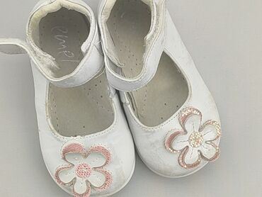 Baby shoes: Baby shoes, 20, condition - Good