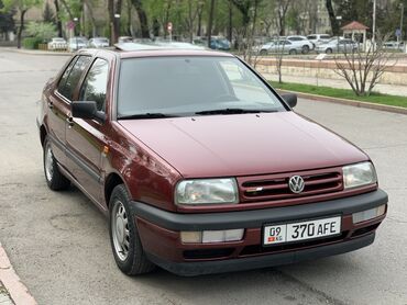 велосипед volkswagen: Volkswagen Vento: 1993 г., 1.8 л, Механика, Бензин, Седан