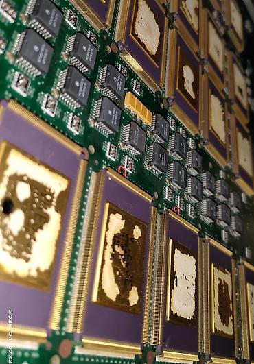 Скупка техники: Скупка электронных плат и модулей Принимаем: - Платы от старой радио- — 28