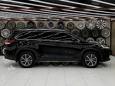 Toyota: Toyota Highlander: 2019 г., 3.5 л, Автомат, Бензин, Кроссовер — 7