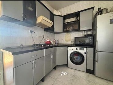 Mətbəx mebeli: *MƏTBƏX mebeli 350₼ TƏCİLİ SATILIR*‼️ ÖLÇÜ:-2.1*1.7 ÜZƏRİNDƏ