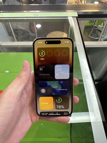 Apple iPhone: IPhone 14 Pro, Б/у, 256 ГБ, Защитное стекло, Чехол, 84 %