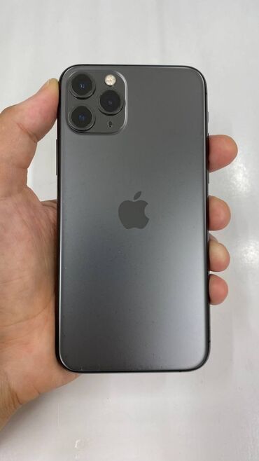 Apple iPhone: IPhone 11 Pro, Б/у, 64 ГБ, Черный, Защитное стекло, Чехол, 92 %