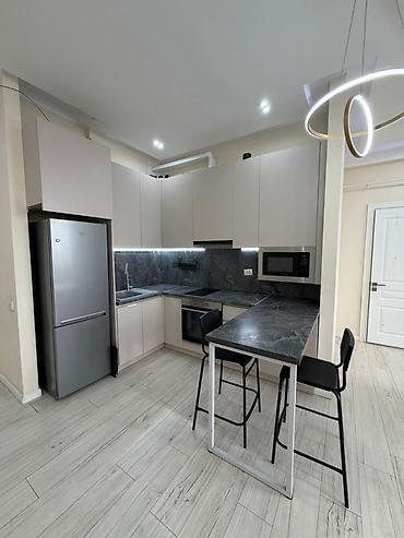 2 комнаты, 60 м², 12 мкр Элитка, 4 этаж, Дизайнерский ремонт