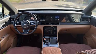 Lixiang: Lixiang One: 2021 г., Гибрид, Кроссовер — 10