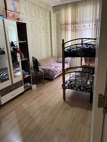 Mənzillər: Nerimanov rayonu,tehsil nazirliyin yaxinliginda yerleshen 16 mertebeli — 3