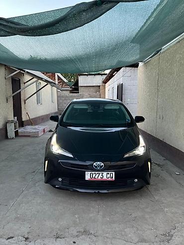 кузов гольф2: Toyota Prius: 2022 г., 1.8 л, Вариатор, Гибрид, Хэтчбэк — 1