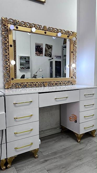Salon, tibbi mebel: Vizaj/salon üçün makiyaj masası və işıqlı güzgü komplekti - Stil — 1