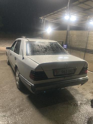 кабина портер 1: Mercedes-Benz W124: 1994 г., 2 л, Автомат, Бензин, Седан — 3