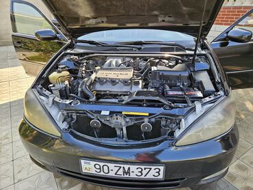 Toyota: Toyota Camry: 3 l | 2002 il Sedan — 9