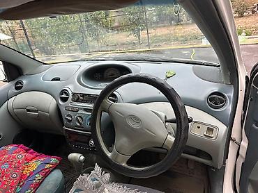 яди мото: Toyota Vitz: 2001 г., 1 л, Автомат, Бензин, Хэтчбэк — 1