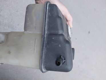 Çənlər, balonlar: Ford mondeo 1993-2006 su baçoku problemsi̇zdi̇r. Vatsapp var. çatı — 7