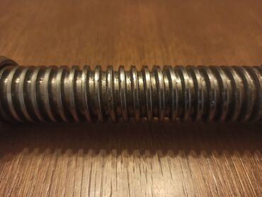 Ostalo: Dve špingle - navojna vretena. Detaljnije u pojedinačnim oglasima — 11