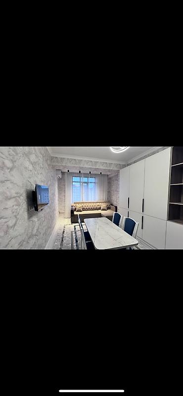 квартирк: 2 комнаты, Площадь Ала-Тоо, Душевая кабина, Интернет, Wi-Fi, Круглосуточное заселение — 2