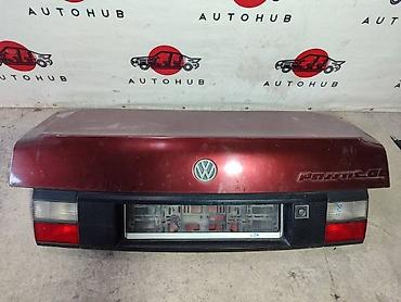 pasat: Крышка багажника Volkswagen Passat B3 1.8 1990 (б/у) — 1
