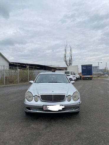 салон от мерса: Mercedes-Benz E-Class: 2002 г., 2.6 л, Автомат, Бензин, Седан