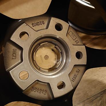 Диски: Диски R 18 Advan Racing, Комплект, отверстий - 5, Новый — 9