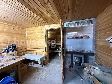 Дома: Продаю дом сам 3 комнаты кухня удобства в баня газ центральная — 2