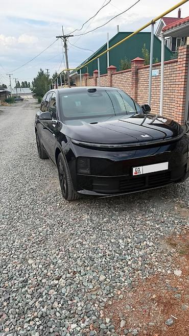 byd e6: Lixiang L6: 2025 г., Автомат, Гибрид — 1