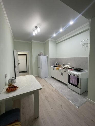 снять квартиру в нарыне: 1 бөлмө, Кыймылсыз мүлк агенттиги, Чогуу жашоосу жок, Толугу менен эмереги бар