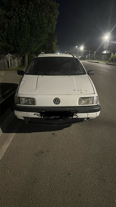 пасат 5: Volkswagen Passat: 1989 г., 1.8 л, Механика, Бензин, Универсал