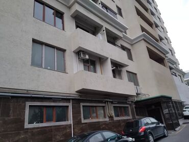 Ofislər: Komunal xərclər qiymətə daxildir .Vasiteçilər z.o narahat etməsinlər — 2